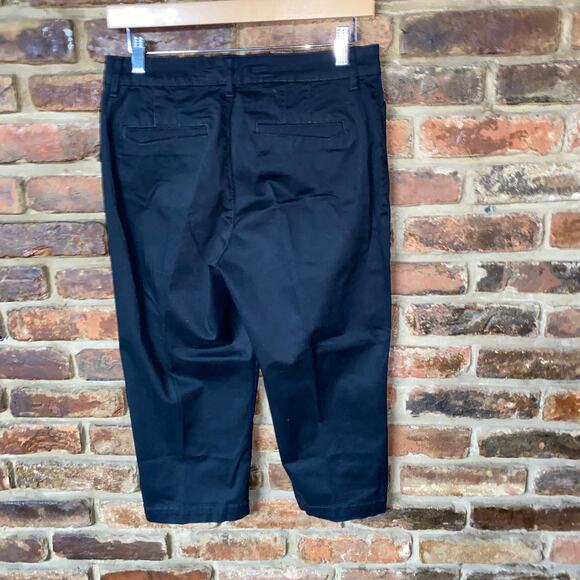 Gloria Vanderbilt Black Capri Cropped Khaki Pants Women's Size 4 - Picture 3 of 4